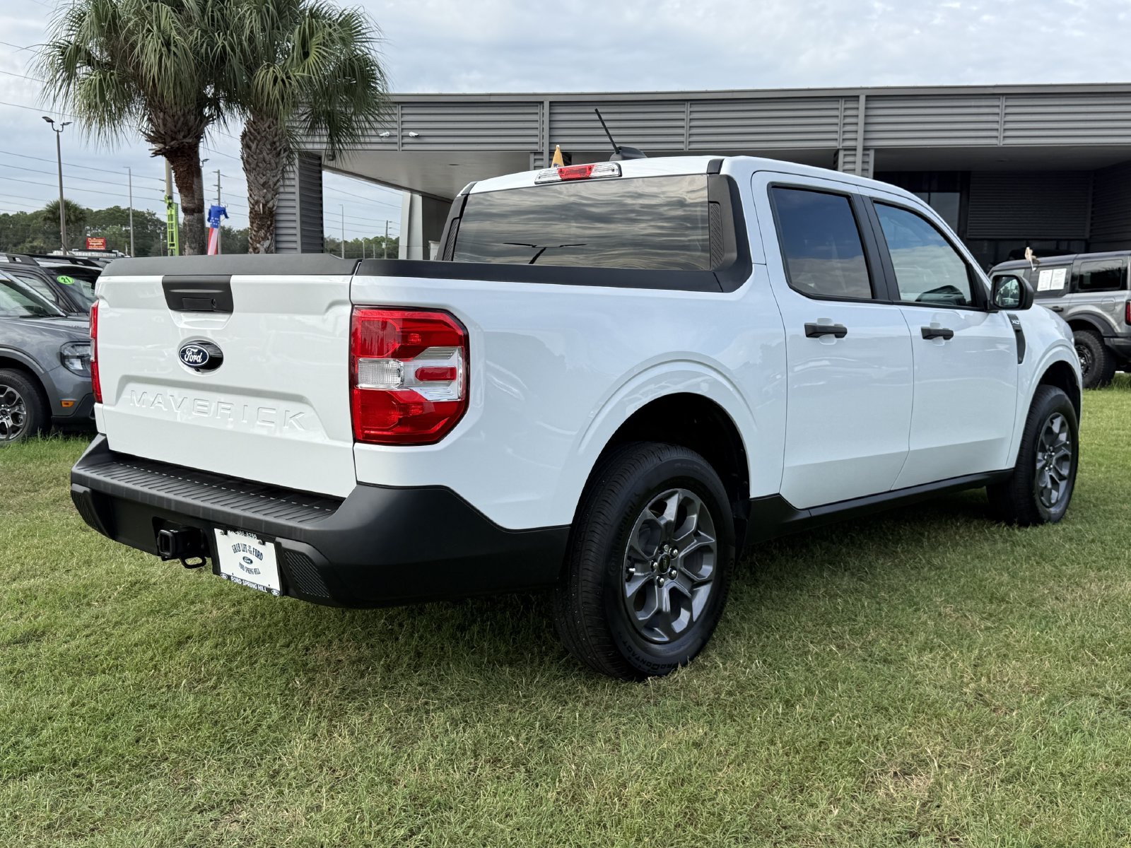 Certified 2026 Ford Maverick XLT FWD image 5