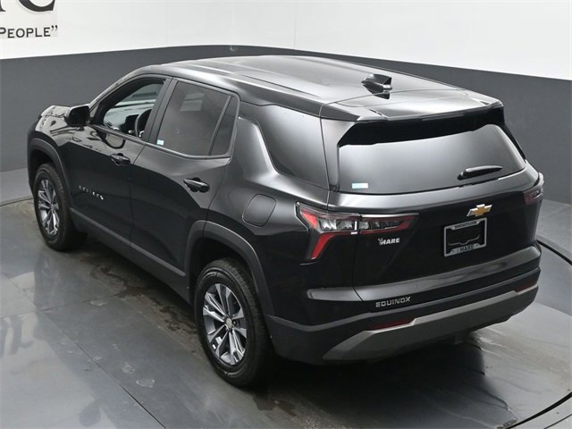Used 2025 Chevrolet Equinox LT image 41