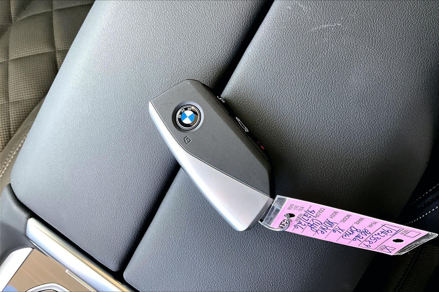 Used 2026 BMW X6 xDrive40i AWD/4WD image 14