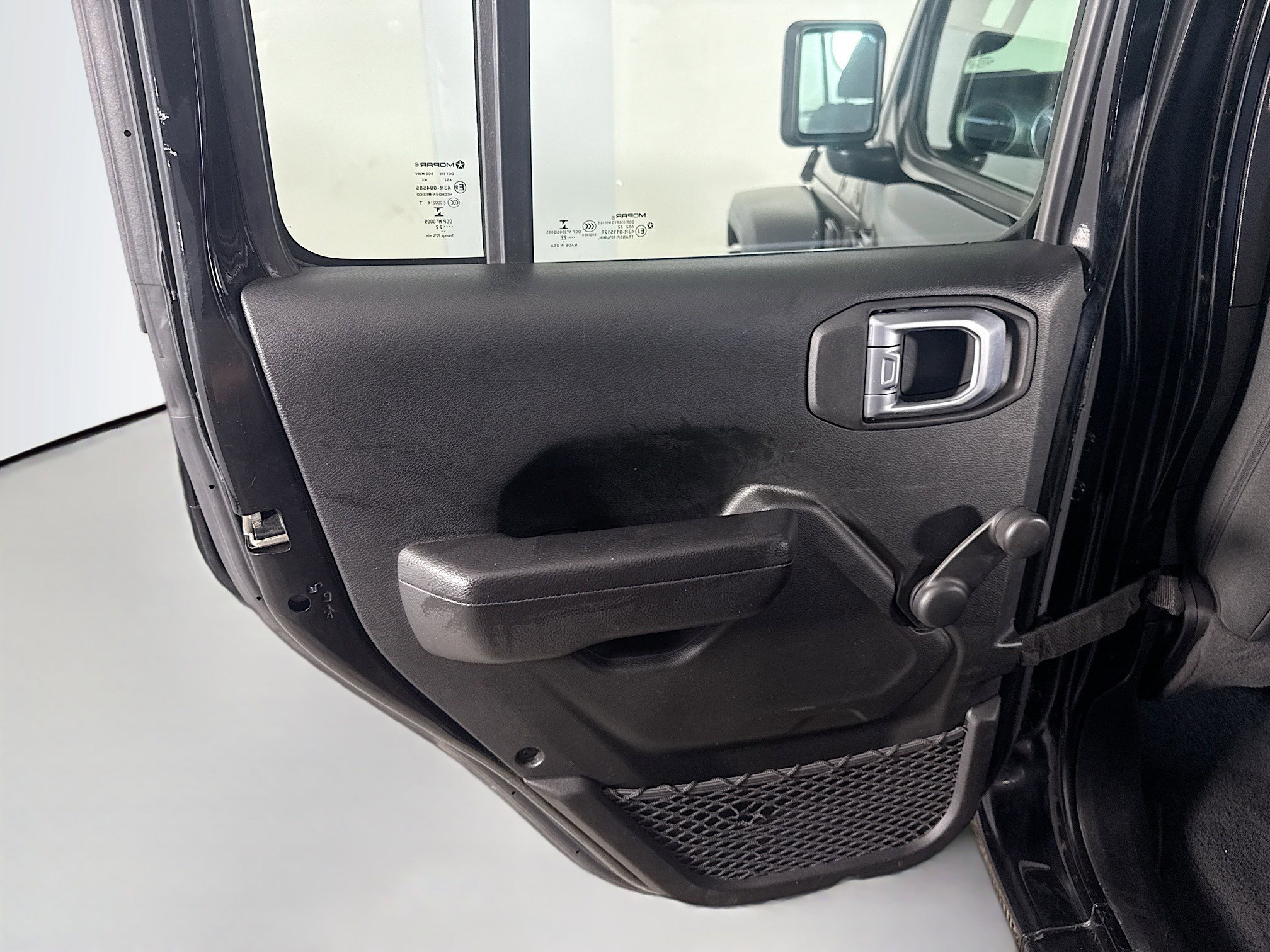 Used 2022 Jeep Wrangler Unlimited Sport image 26