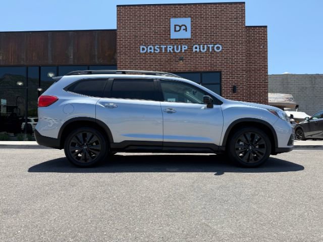 Used 2022 Subaru Ascent Onyx Edition image 8