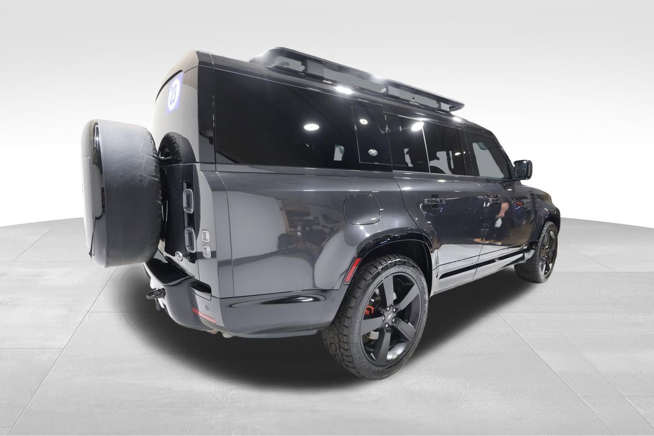 Used 2023 Land Rover Defender 130 X image 4