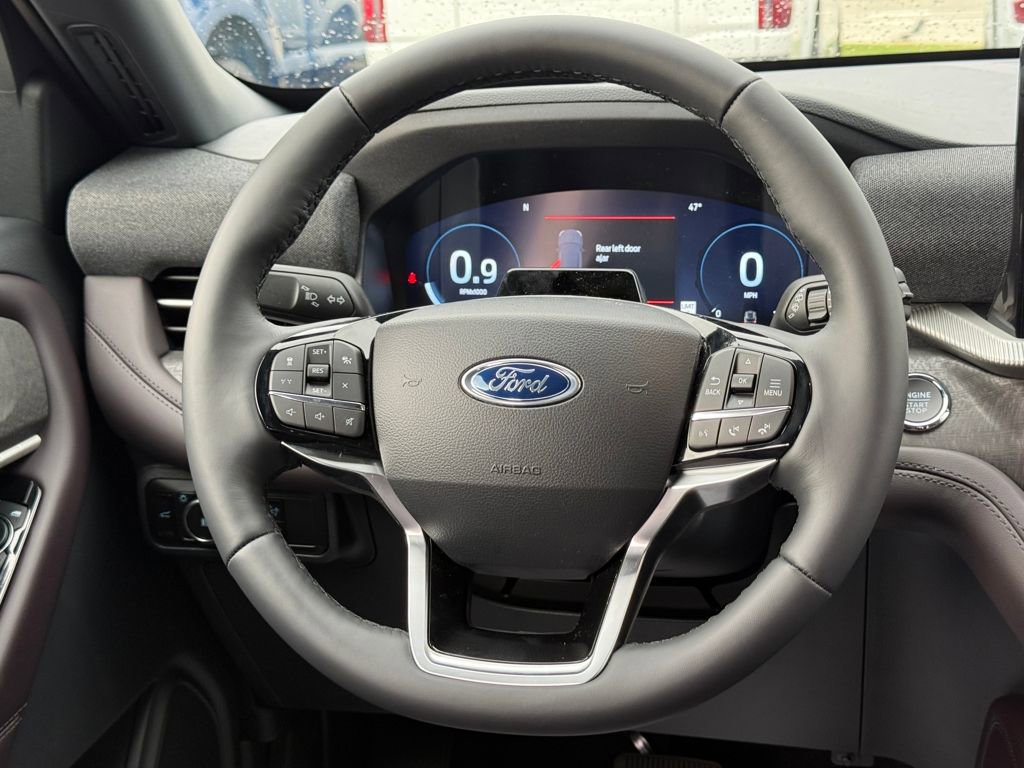New 2026 Ford Explorer Platinum image 15