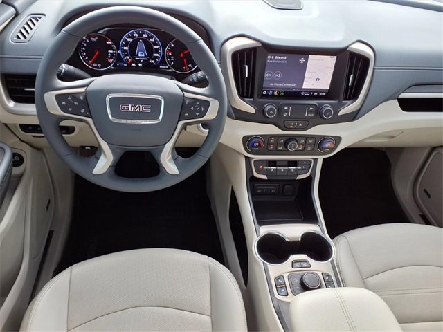 Used 2023 GMC Terrain Denali w/ Denali Premium Package image 10