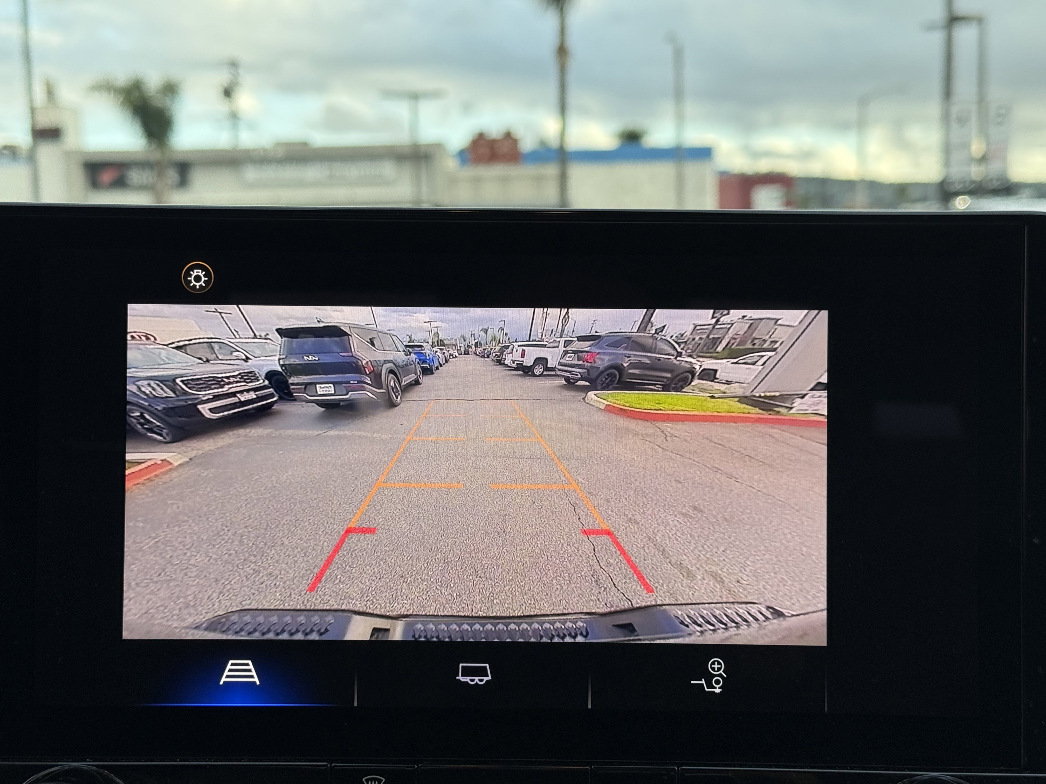 Used 2024 Chevrolet Colorado W/T image 22