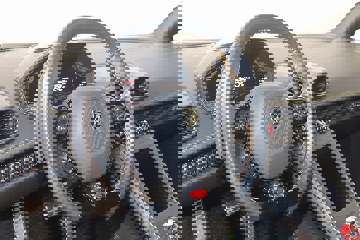 Used 2022 Lamborghini Huracan EVO image 6