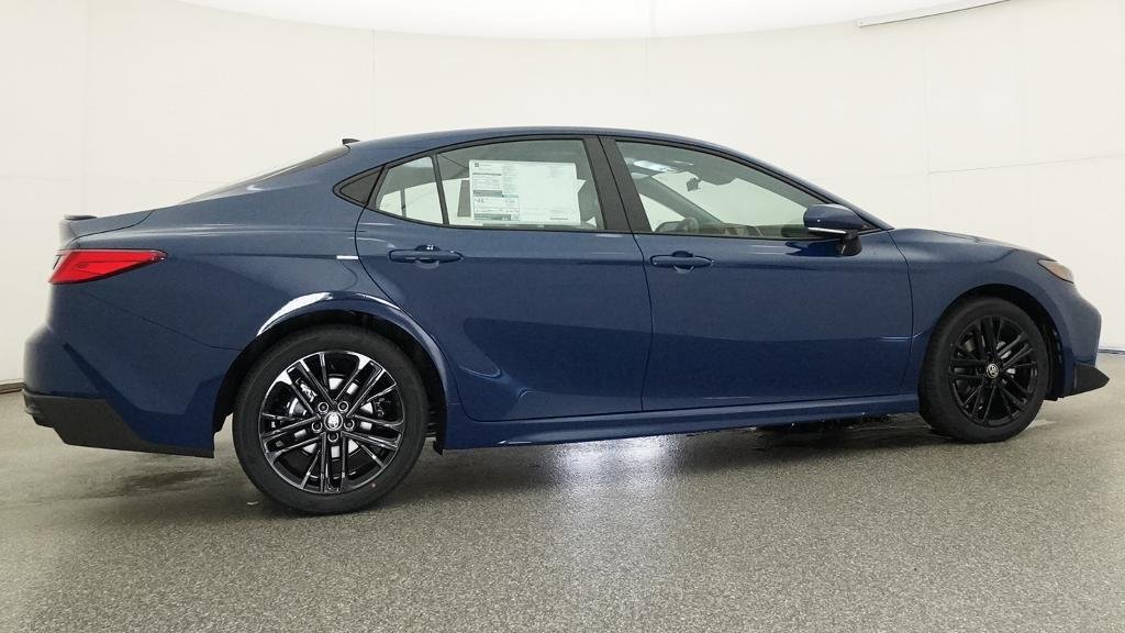 New 2026 Toyota Camry Hybrid FWD image 15