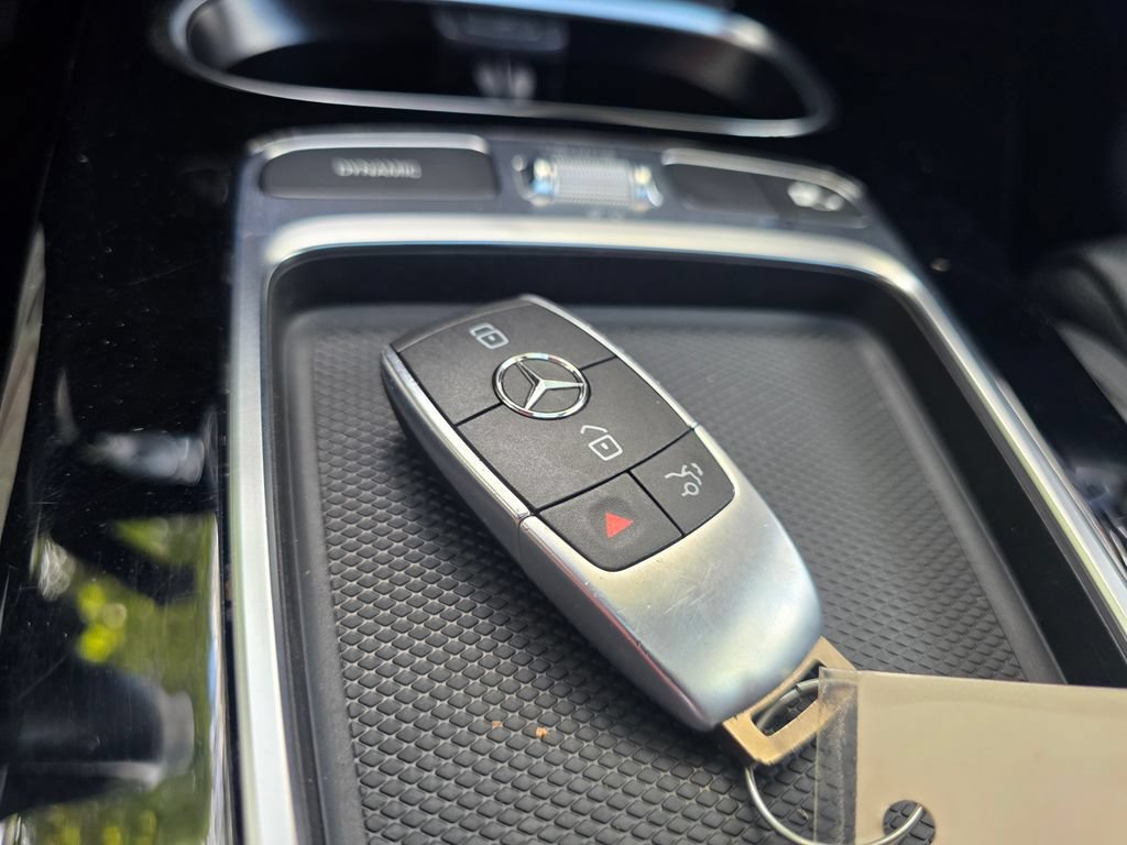 Used 2025 Mercedes-Benz CLA 250 image 25