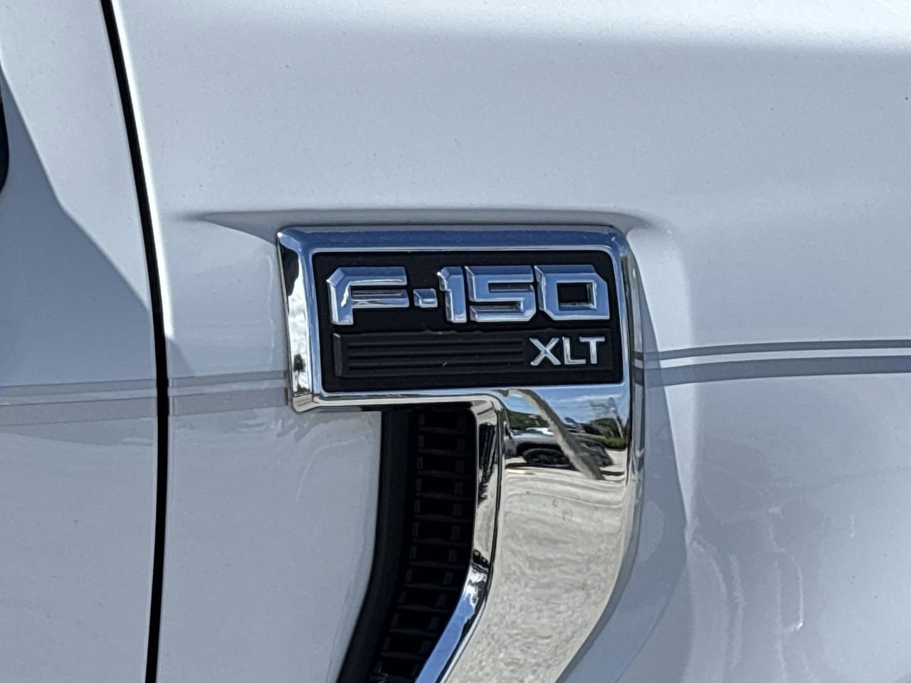 Used 2022 Ford F150 XLT w/ Equipment Group 302A High image 8