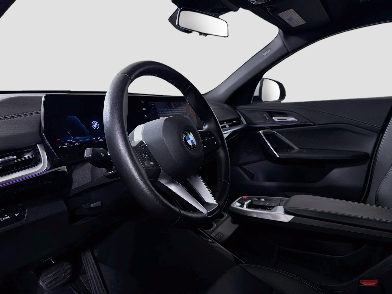 Used 2026 BMW X2 xDrive28i AWD/4WD image 10