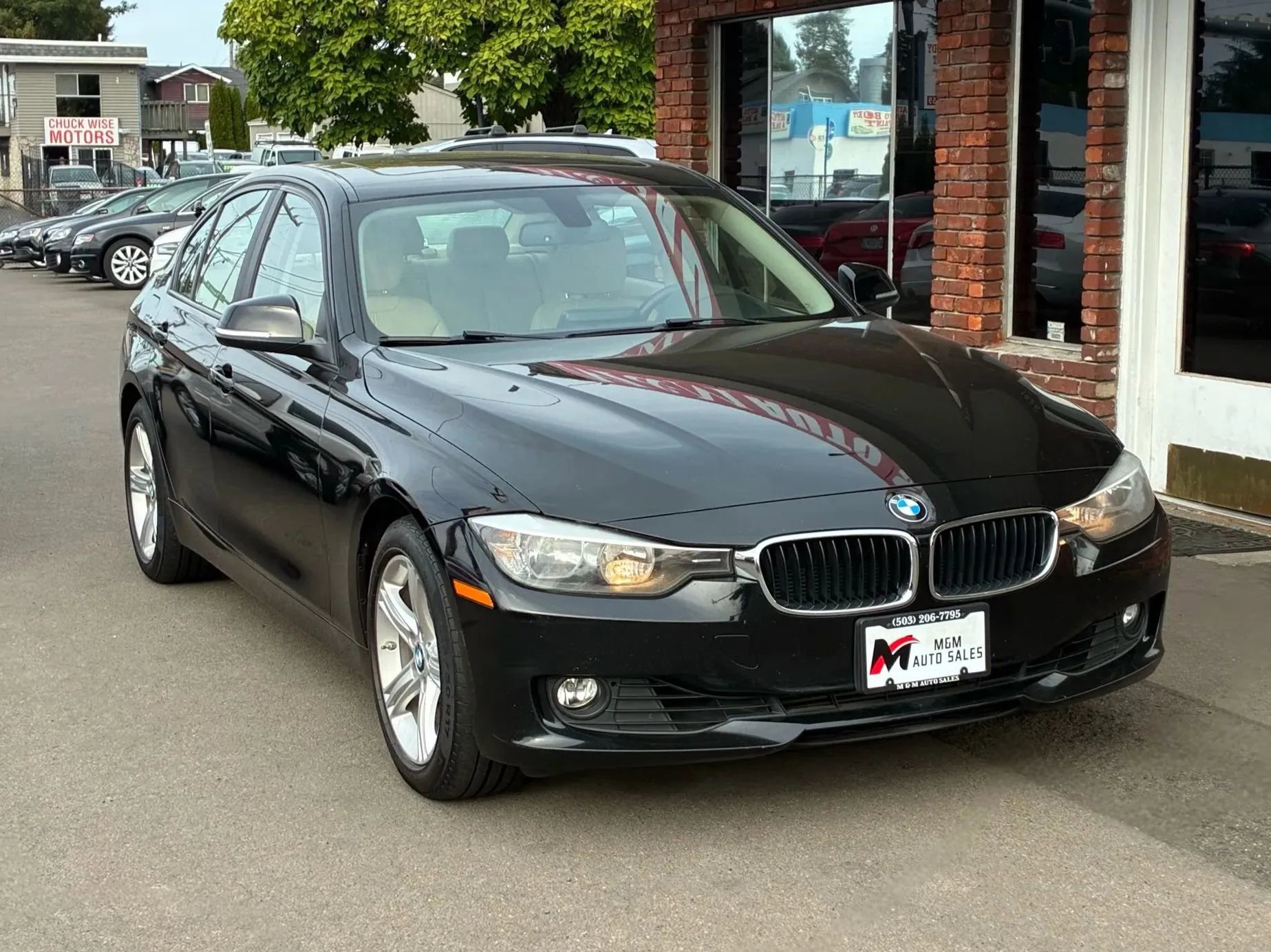 Used 2015 BMW 328i Sedan w/ Premium Package image 1