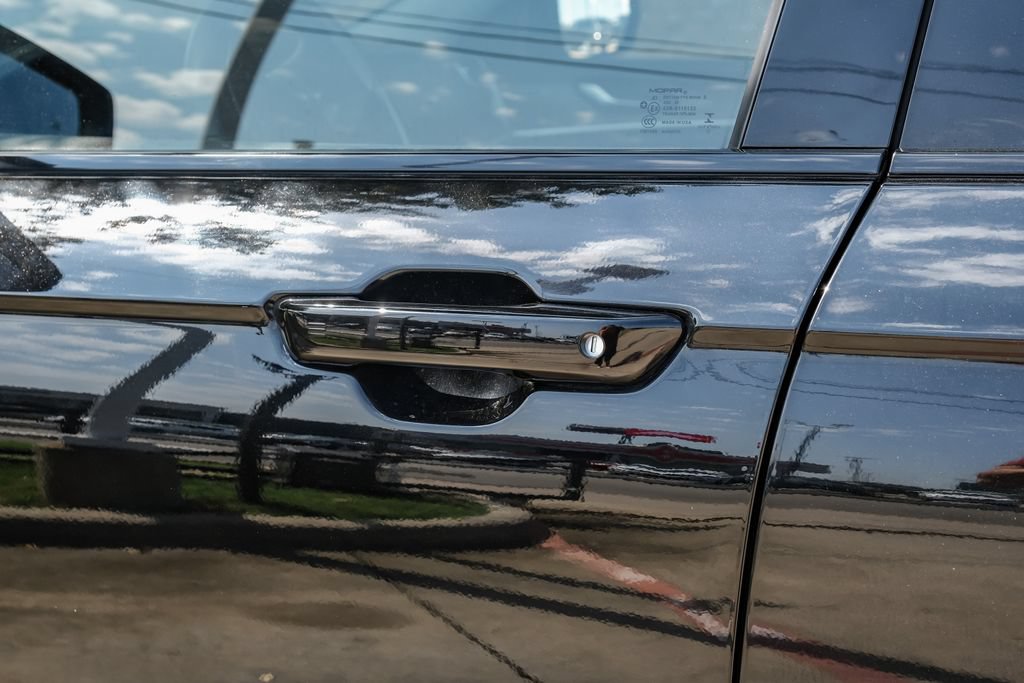 Used 2022 Jeep Grand Cherokee Limited AWD/4WD image 52