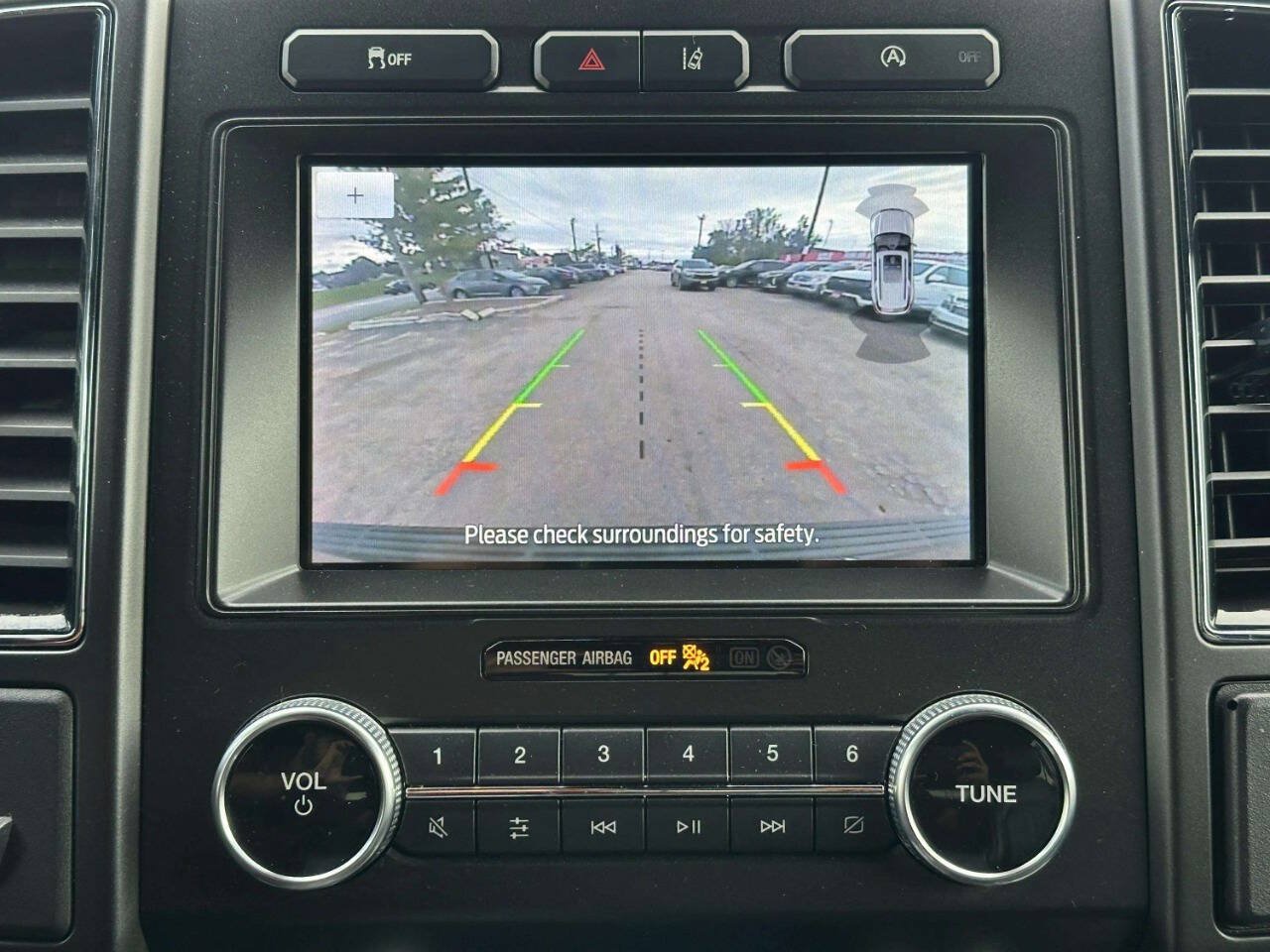 Used 2021 Ford Expedition Max Limited RWD image 34