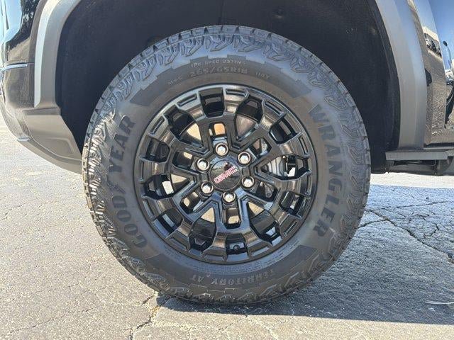 New 2026 GMC Canyon Elevation RWD image 9