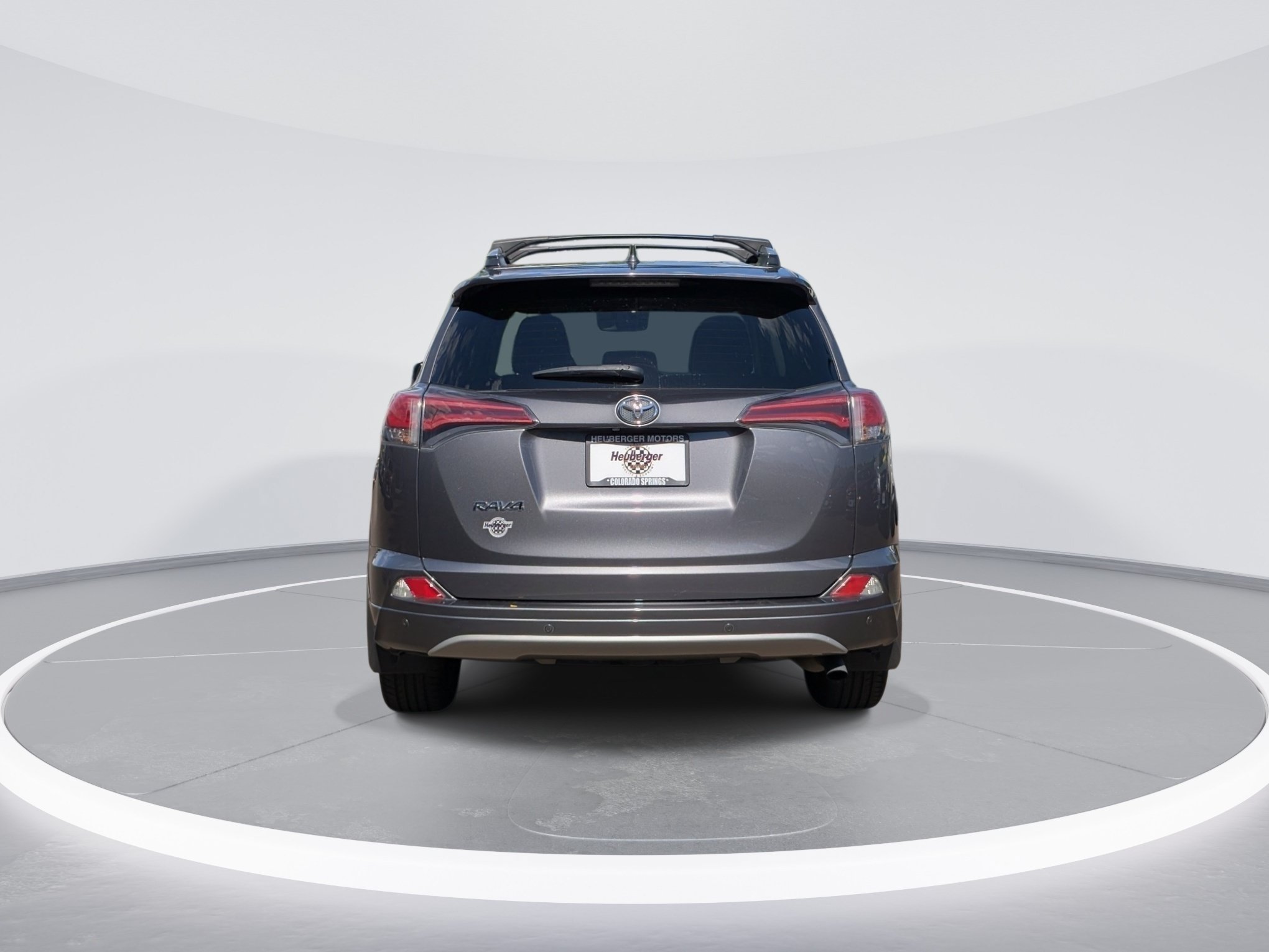 Used 2017 Toyota RAV4 Platinum AWD/4WD image 6