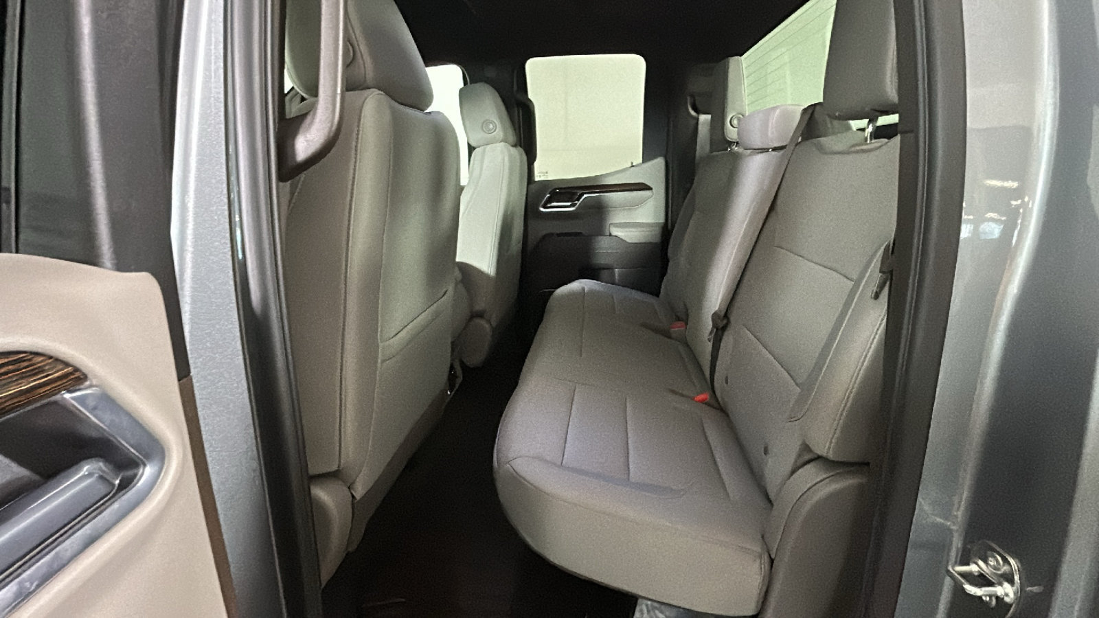 New 2026 GMC Sierra 1500 SLE AWD/4WD image 30