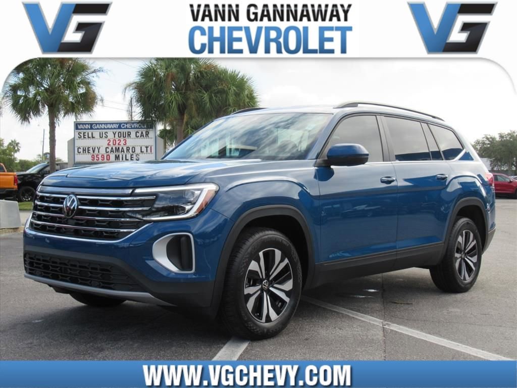 Used 2025 Volkswagen Atlas SE