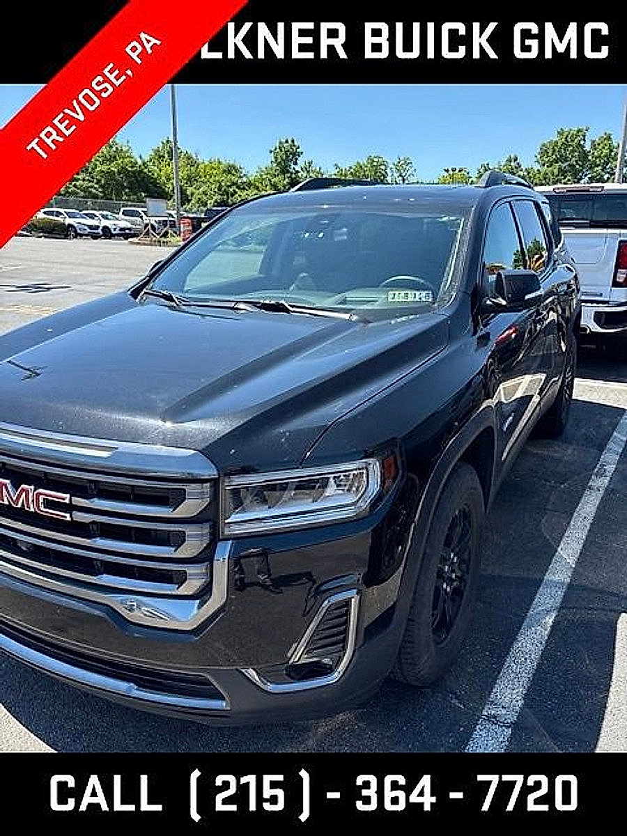 Used 2023 GMC Acadia AT4 w/ Technology Package AWD/4WD image 3