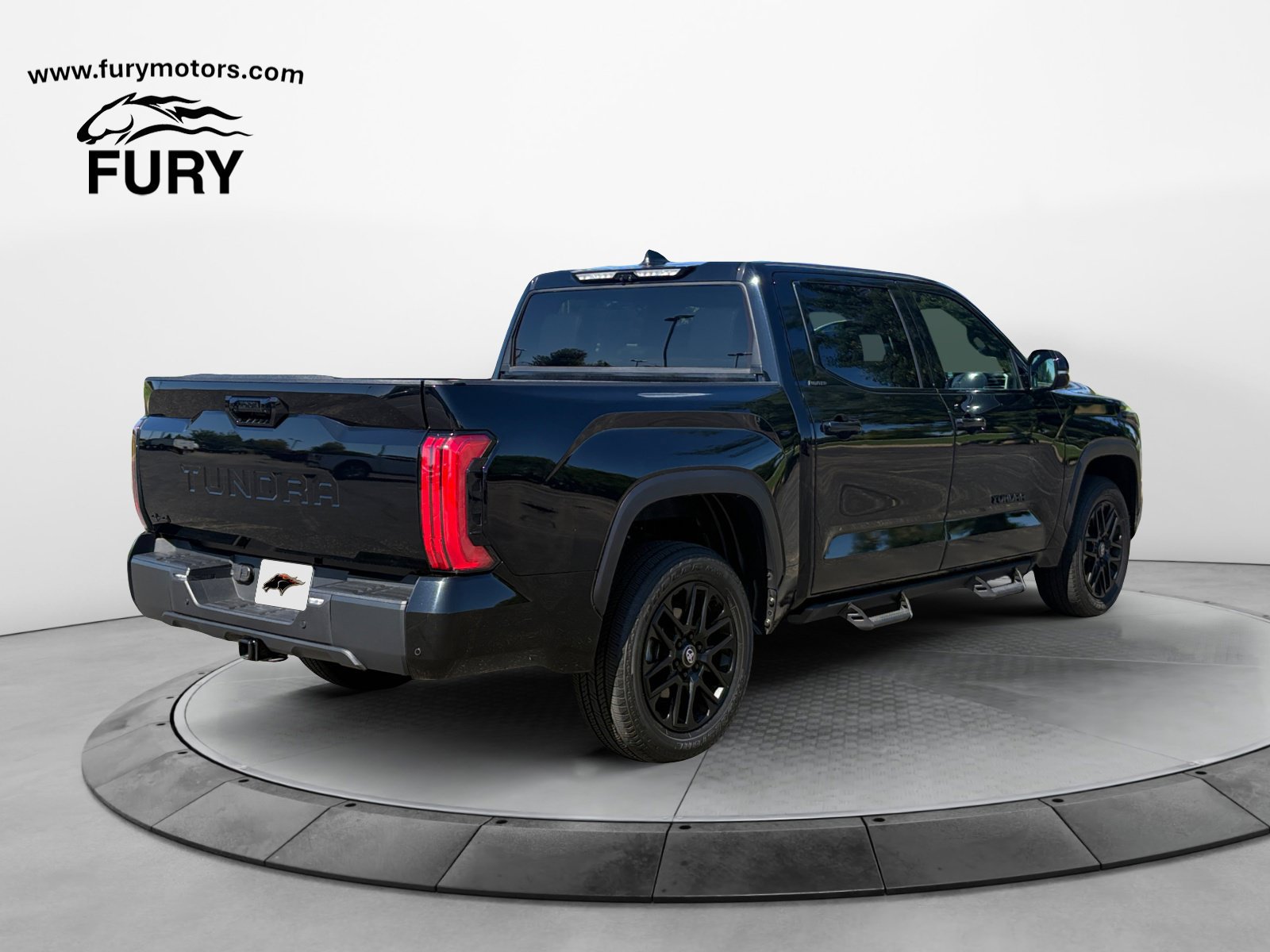 Used 2025 Toyota Tundra Limited AWD/4WD image 7