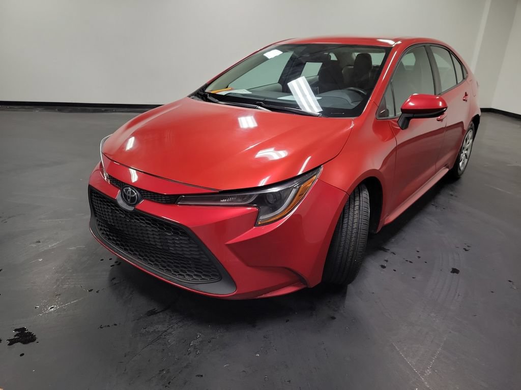 Used 2021 Toyota Corolla LE FWD image 4