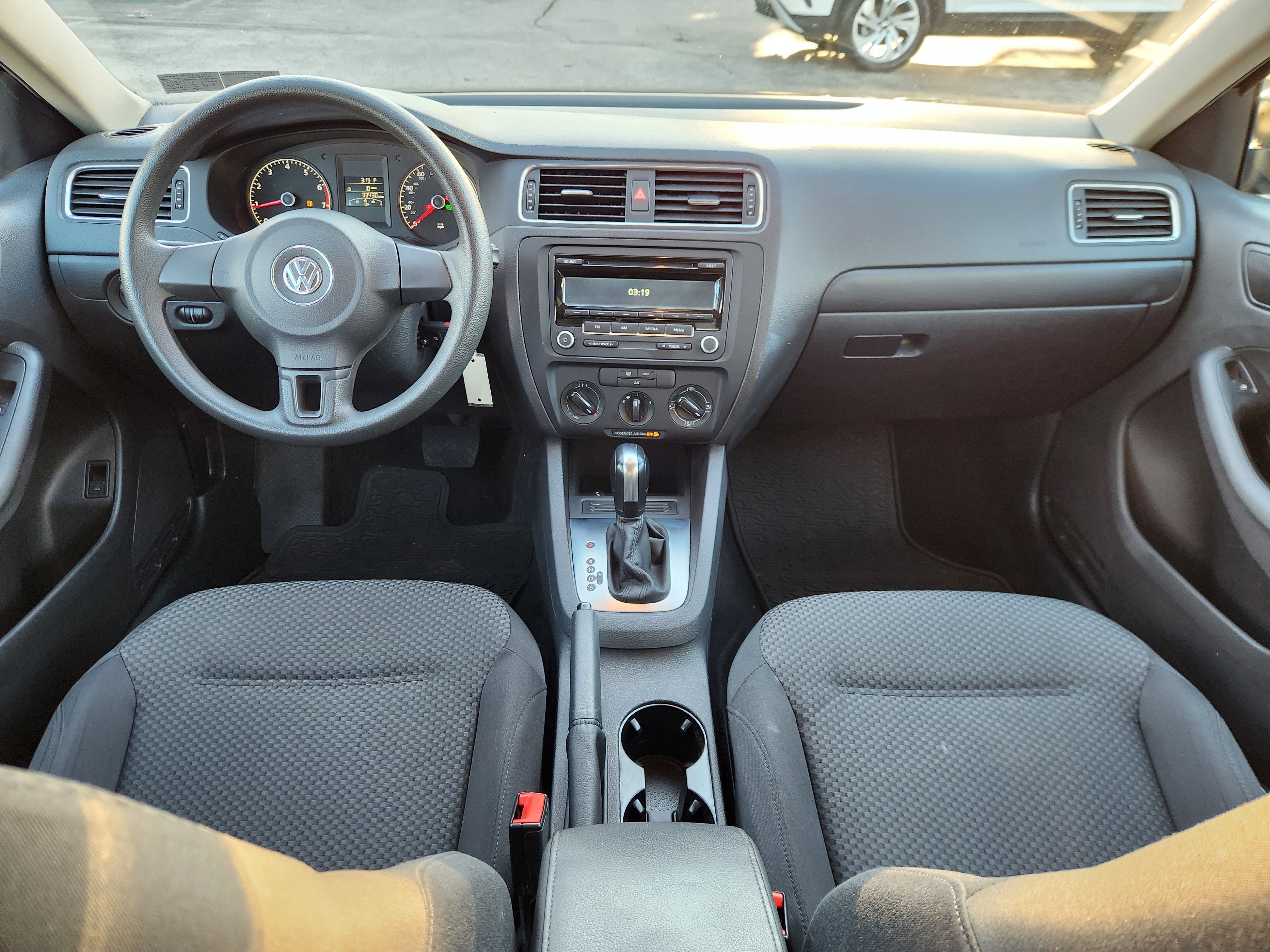 Used 2014 Volkswagen Jetta S image 8