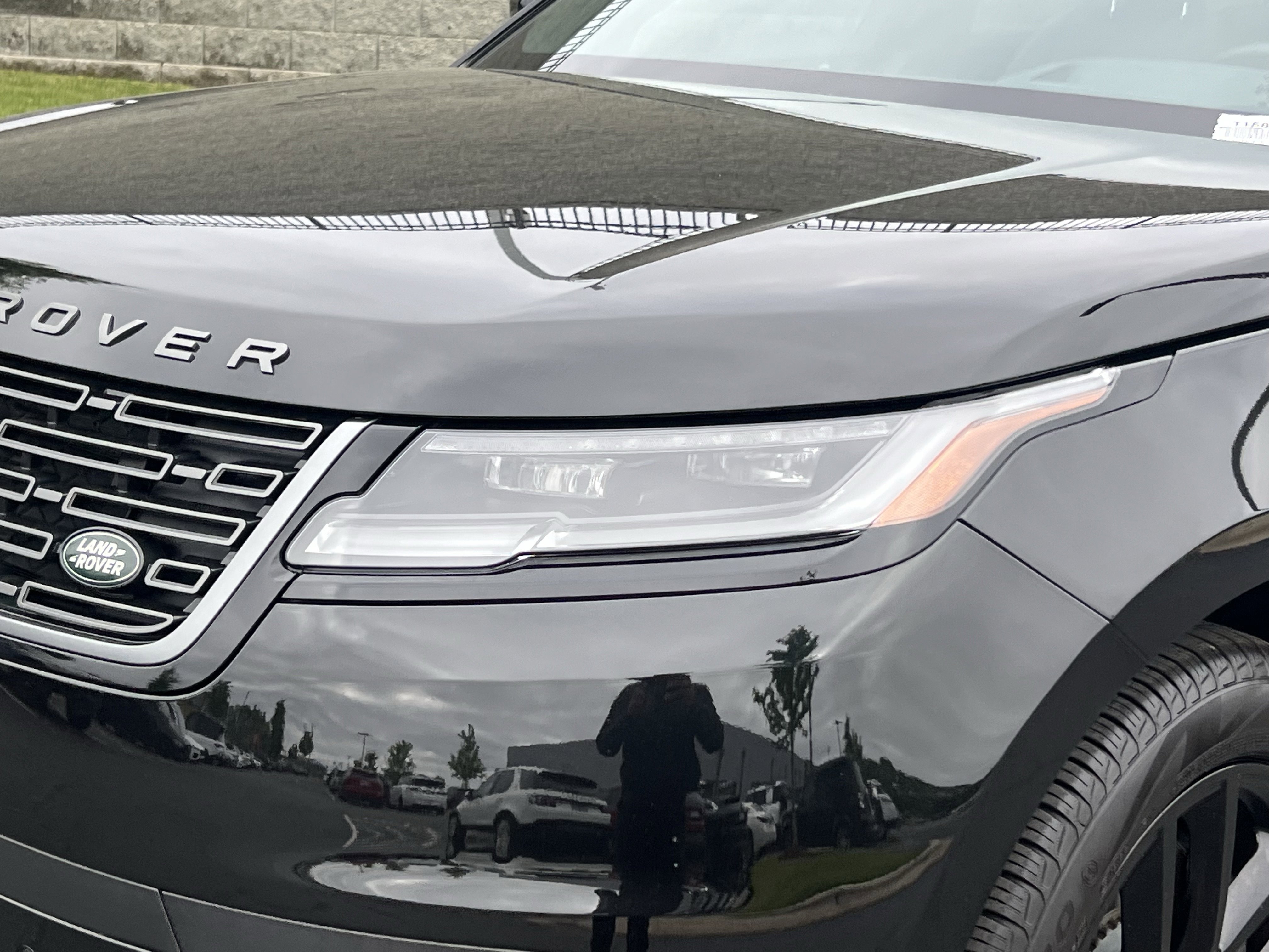 Certified 2026 Land Rover Range Rover Velar S AWD/4WD image 12