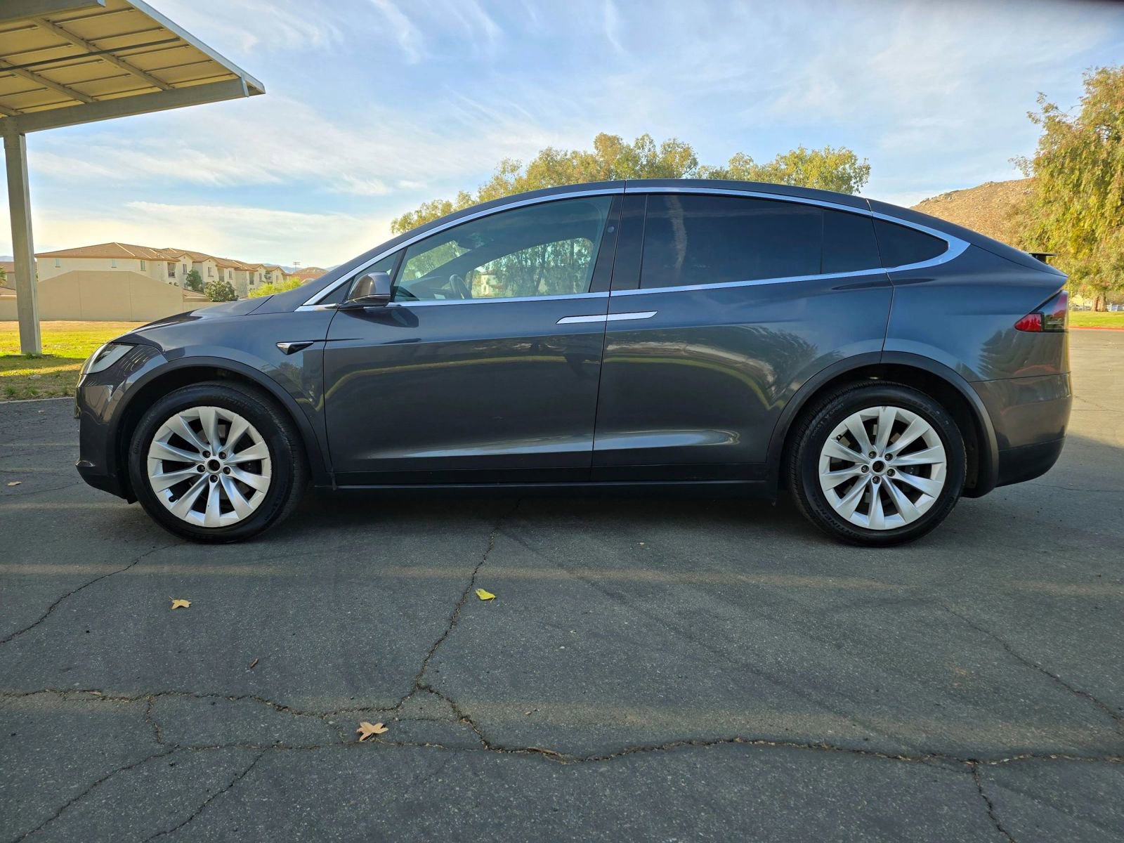 Used 2019 Tesla Model X Long Range AWD/4WD image 5