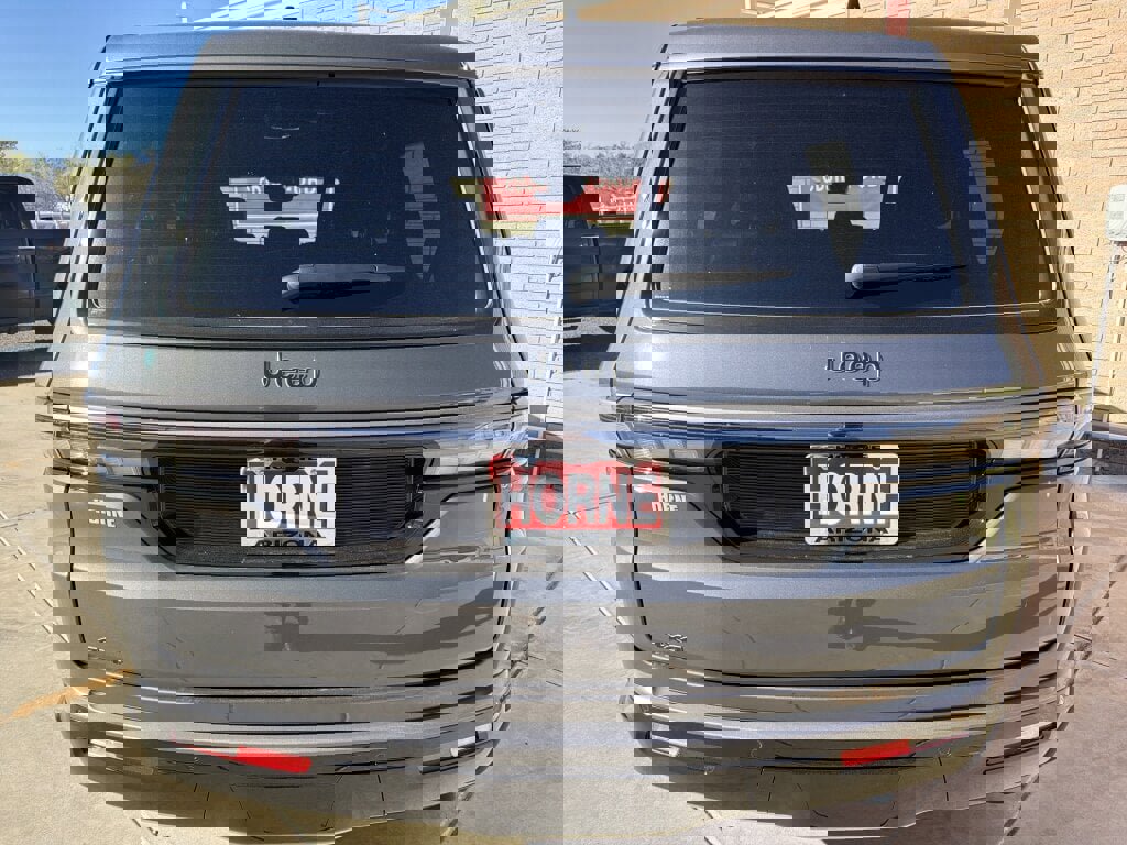 New 2026 Jeep Grand Wagoneer Limited w/ Premium Group II image 4