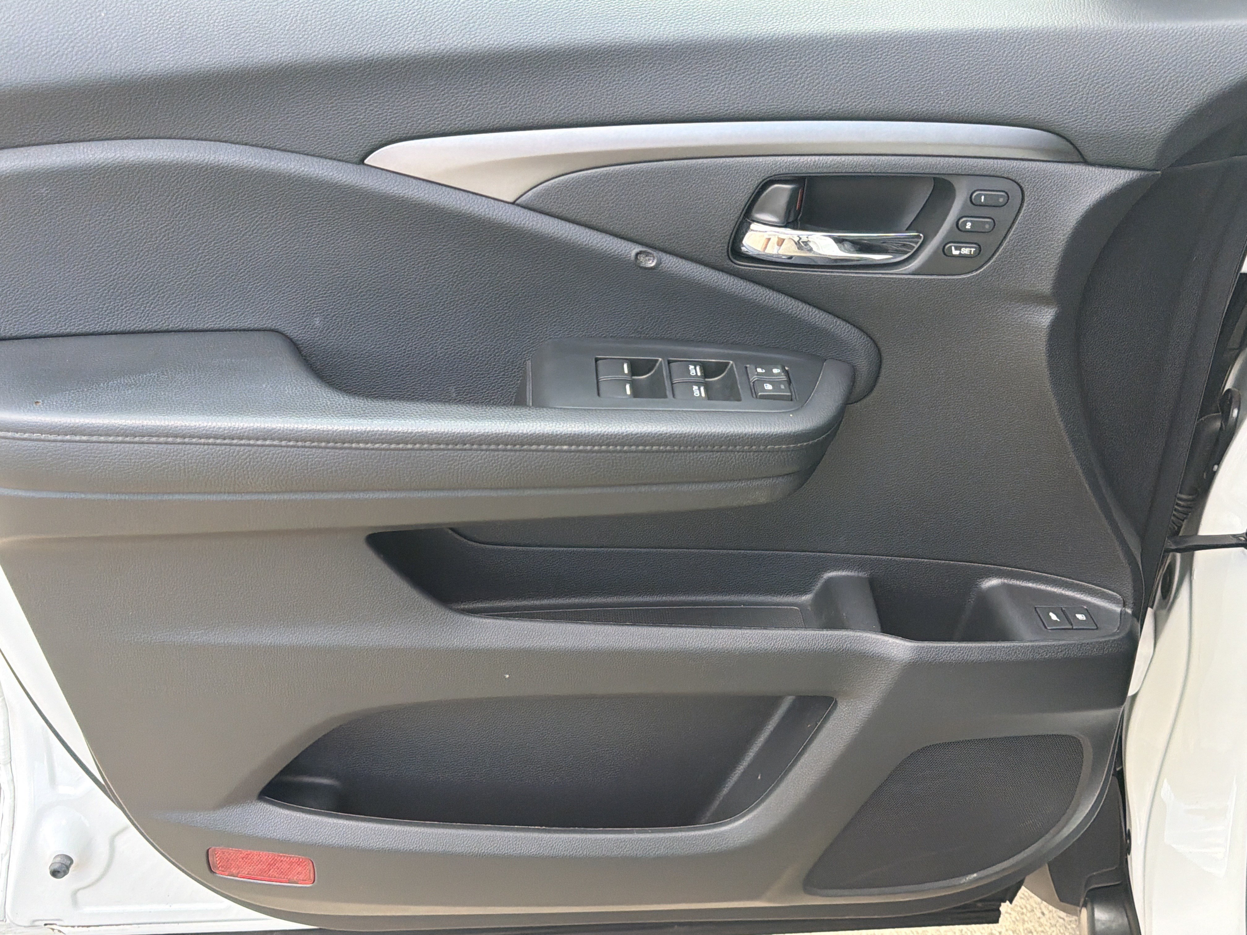 Used 2021 Honda Passport EX-L image 10