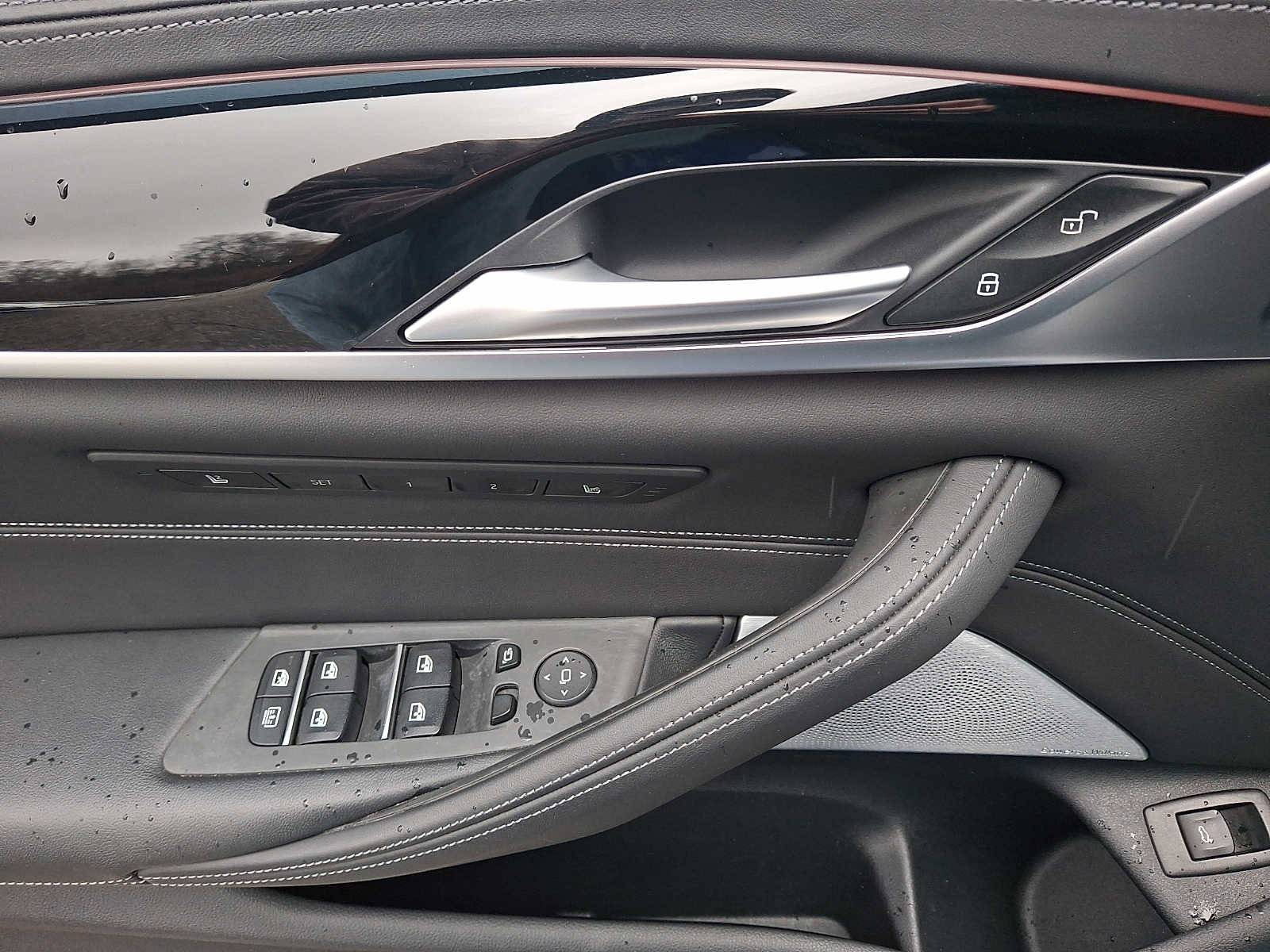 Used 2021 BMW M5 w/ Executive Package image 12