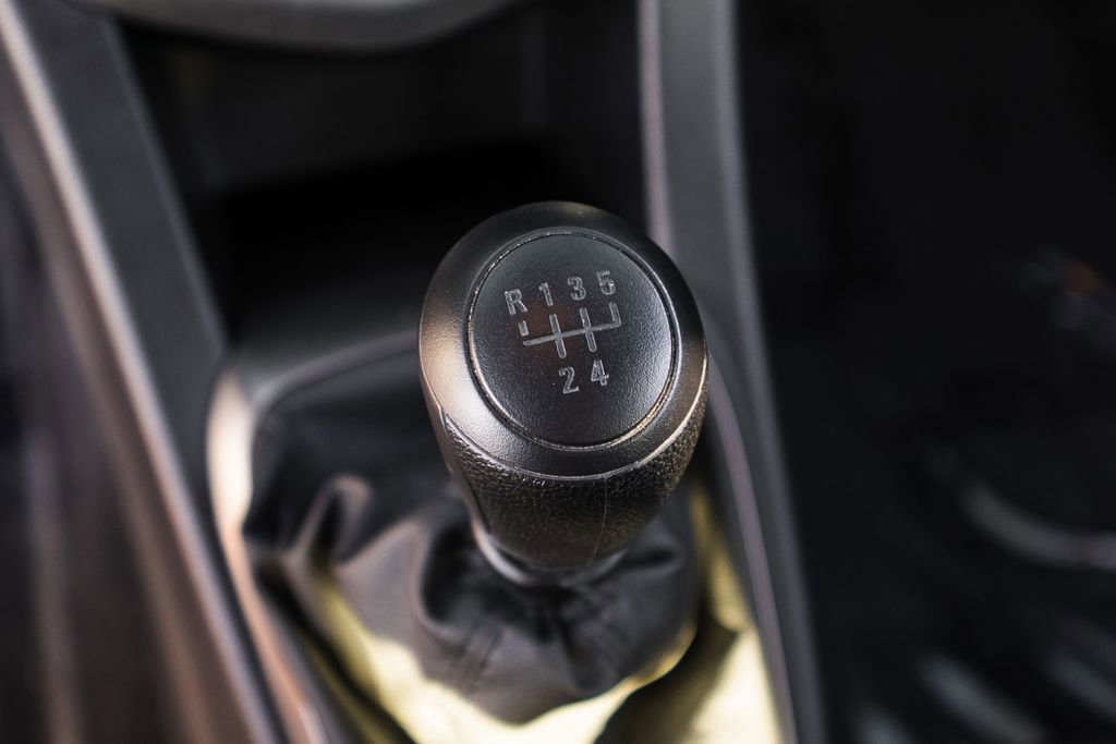 Used 2013 Chevrolet Sonic LS image 19