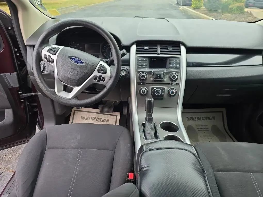 Used 2011 Ford Edge SE FWD image 10
