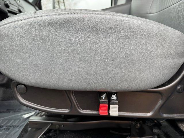 Used 2021 Ford F650 2WD Regular Cab Super Duty image 24