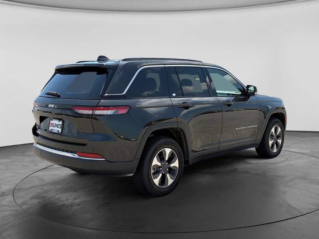 Used 2024 Jeep Grand Cherokee Limited 4xe AWD/4WD image 9