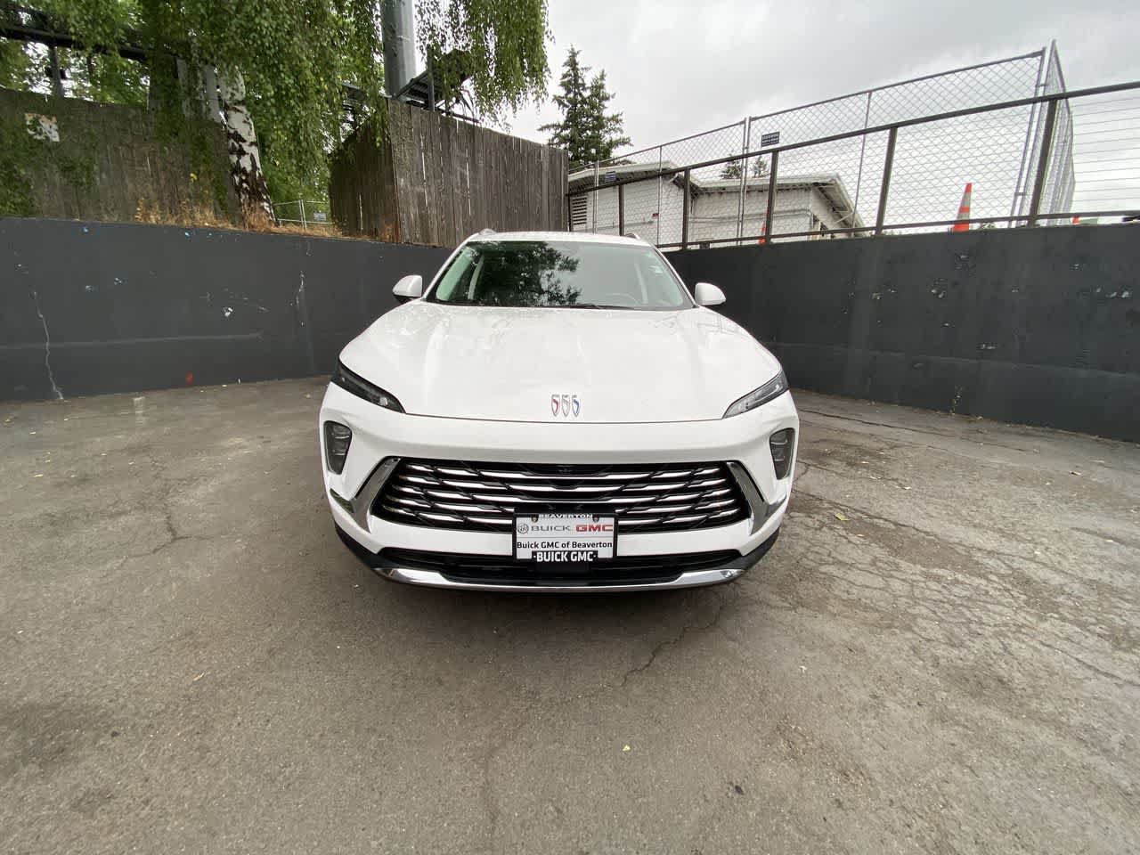 Used 2024 Buick Envision Preferred AWD/4WD image 9