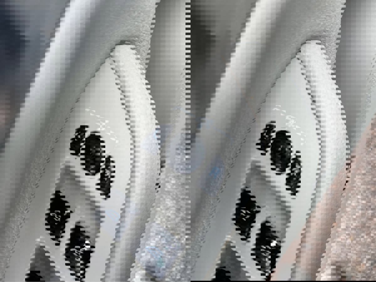 Used 2016 Volvo XC90 T6 Momentum w/ Momentum Plus Package image 40