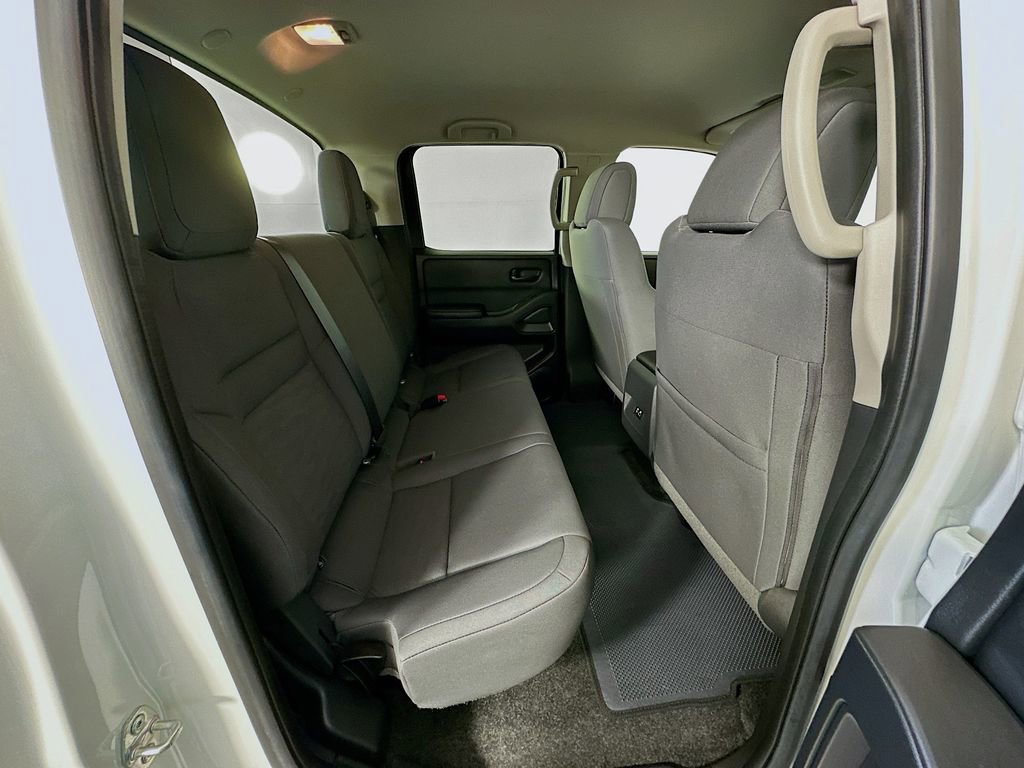 Used 2025 Nissan Frontier S image 25