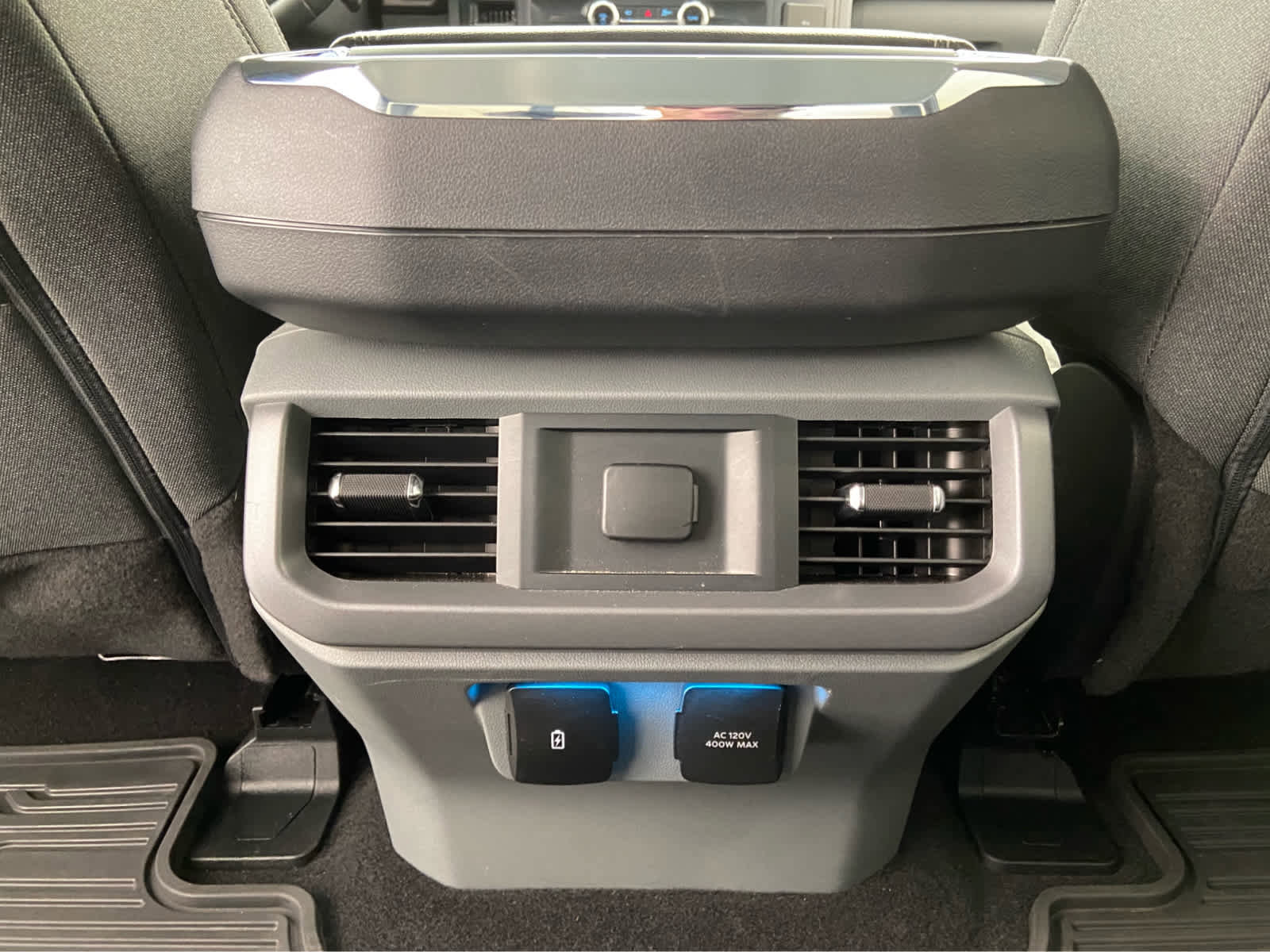 Used 2025 Ford F150 XLT w/ Equipment Group 302A MID image 18