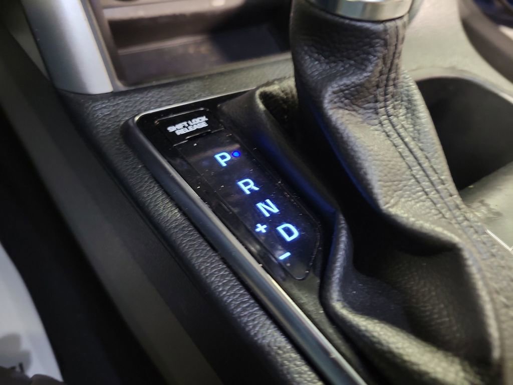 Used 2017 Hyundai Sonata Sport w/ Value Edition Package 02 image 18