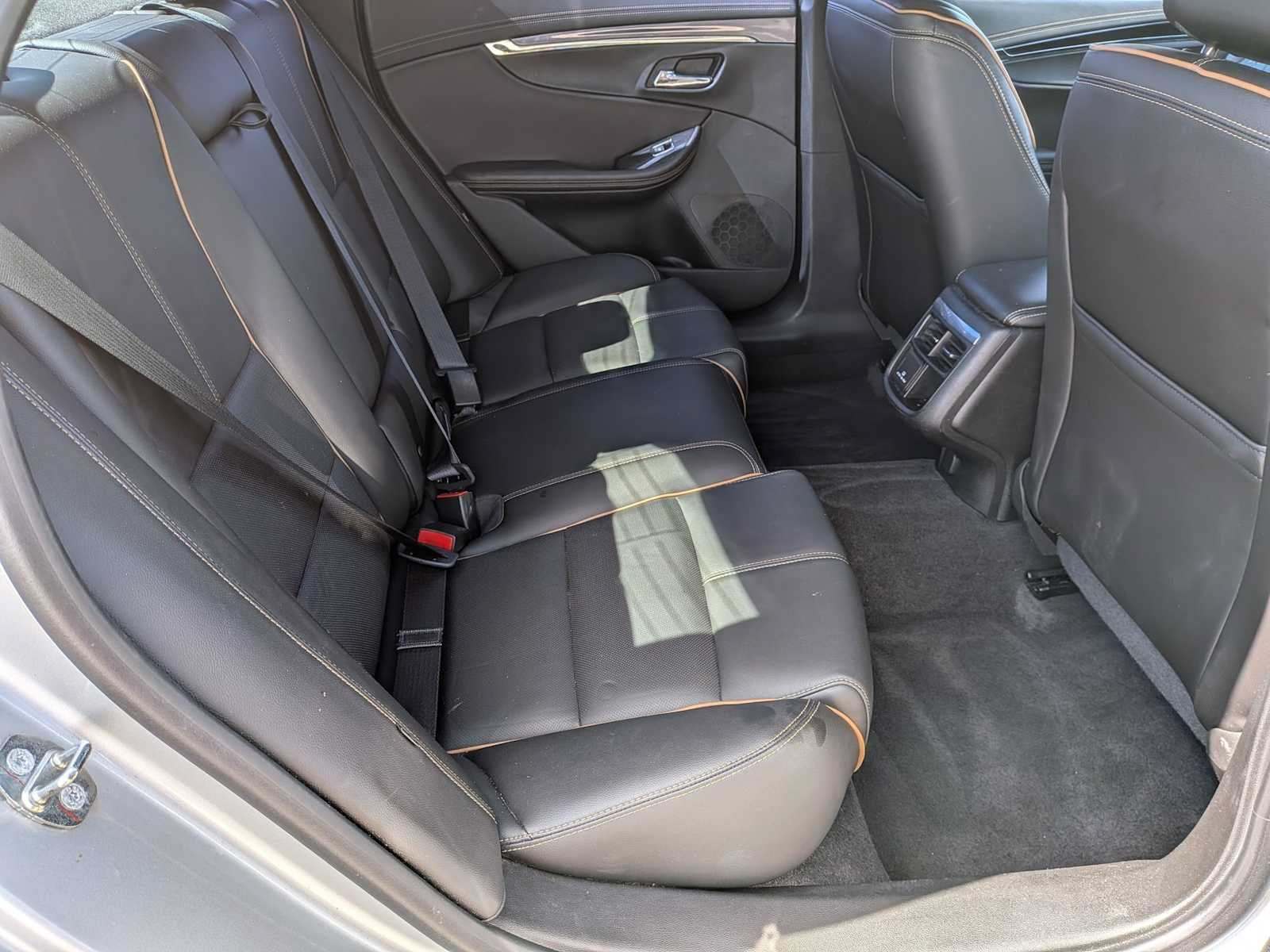 Used 2016 Chevrolet Impala LTZ w/ Enhanced Convenience Package FWD image 20