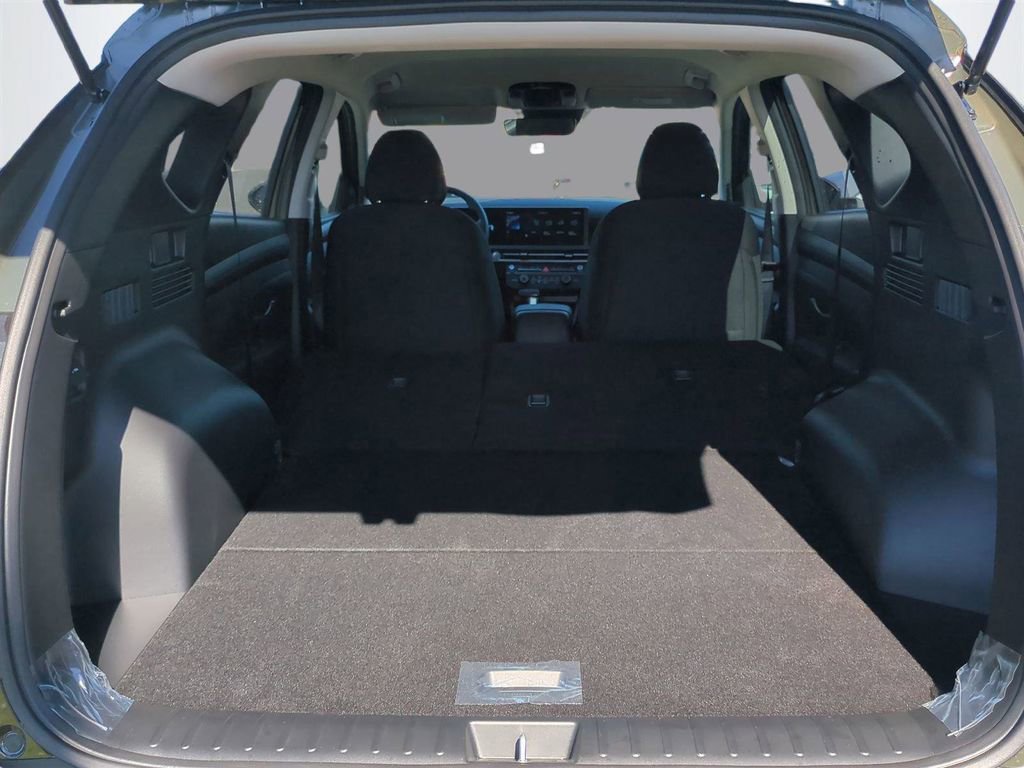 New 2026 Hyundai Tucson SE image 14