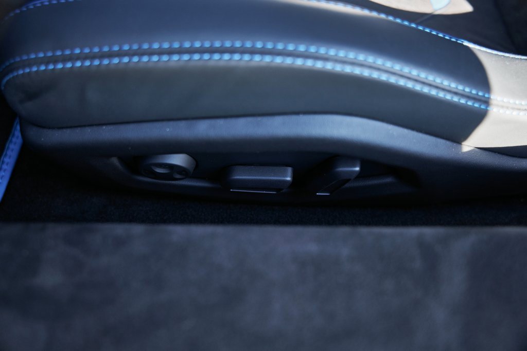 Used 2023 Lamborghini Huracan Tecnica image 32