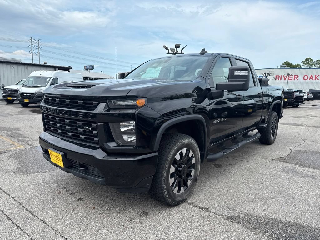 Used 2020 Chevrolet Silverado 2500 Custom w/ Custom Value Package AWD/4WD image 2