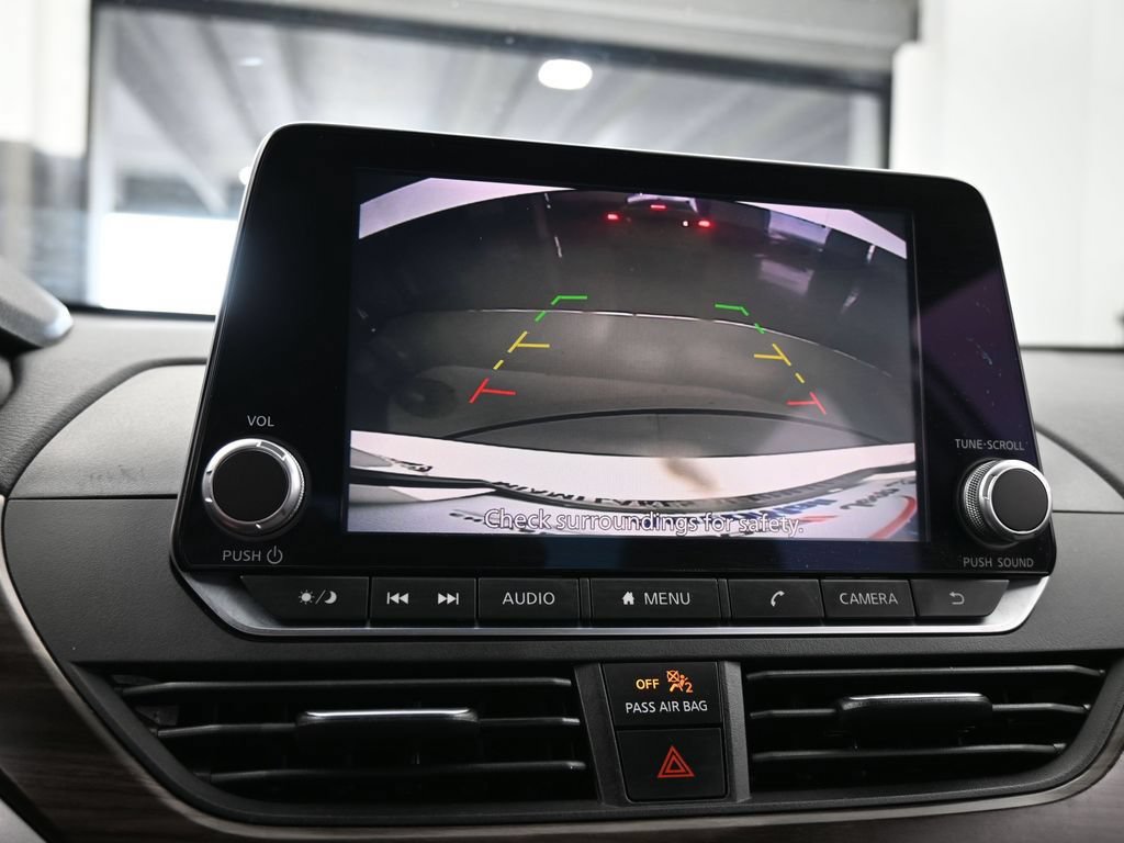 Used 2023 Nissan Altima 2.5 SV FWD image 19