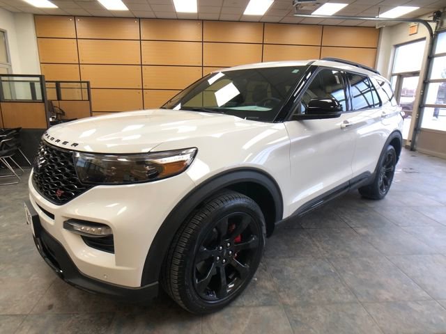 Certified 2023 Ford Explorer ST w/ Equipment Group 401A image 3