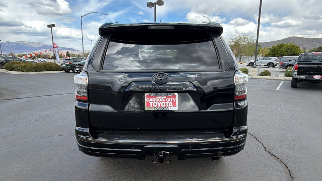 Used 2019 Toyota 4Runner Limited AWD/4WD image 4