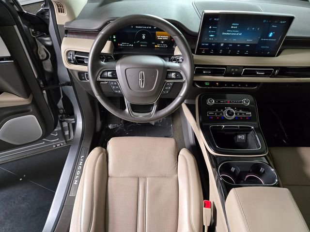 Used 2021 Lincoln Nautilus Reserve w/ Equipment Group 202A image 16