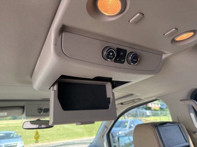 Used 2013 Nissan Armada Platinum AWD/4WD image 17
