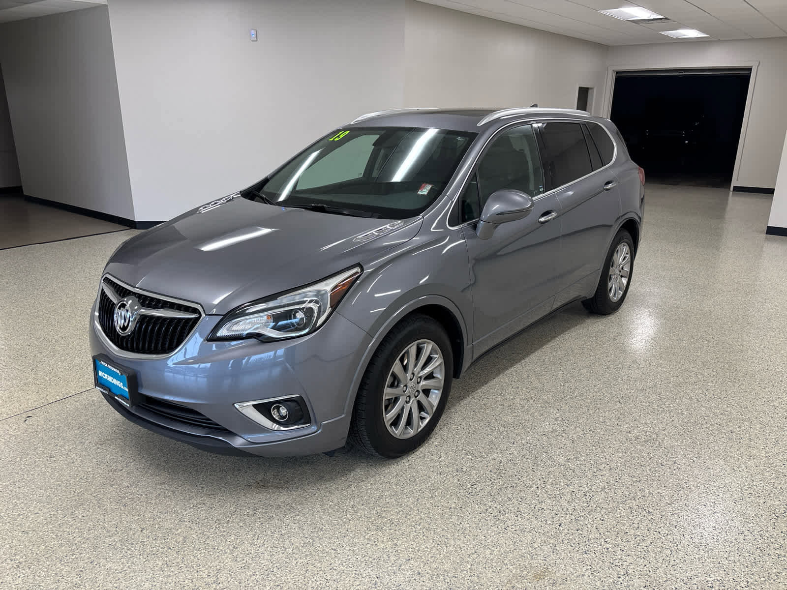 Used 2019 Buick Envision Essence image 1