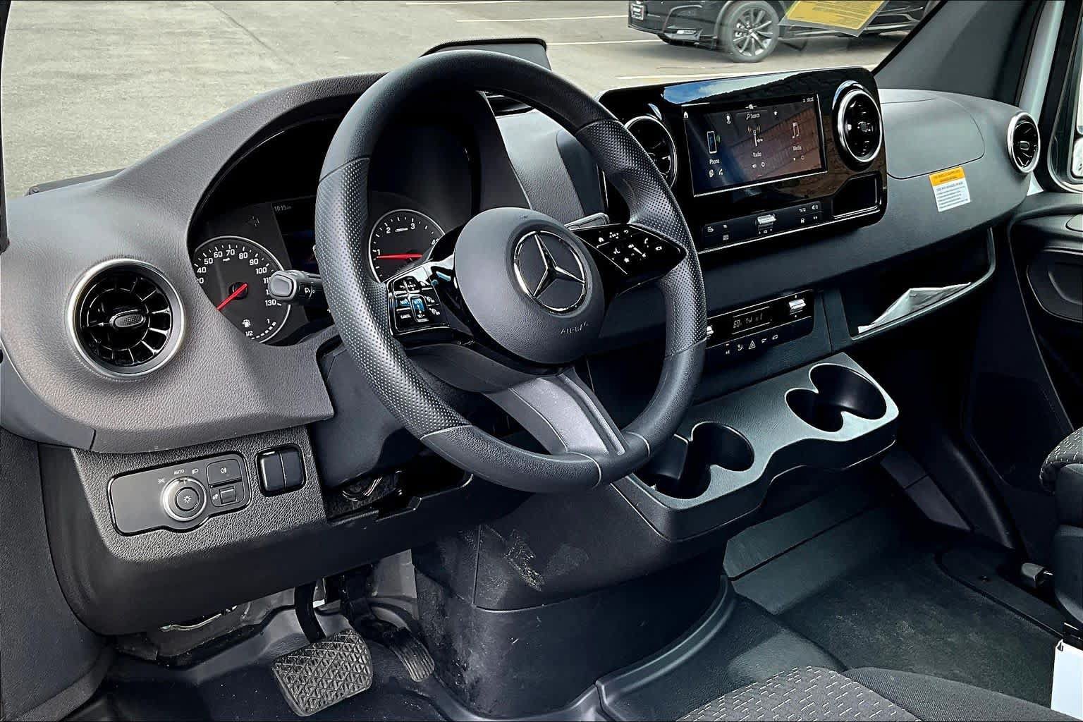 Certified 2025 Mercedes-Benz Sprinter 2500 image 18